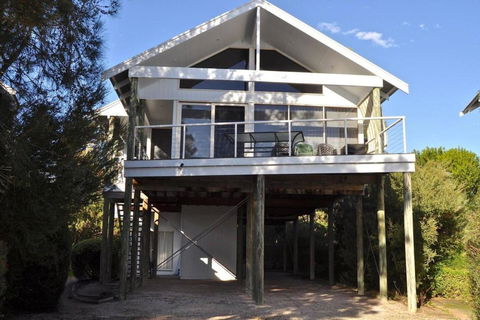 Sheoak Holiday Home - Accommodation Sunshine Coast 1