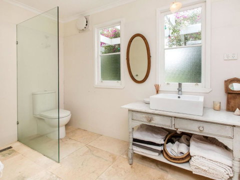 BARRIMA SOMERS BEACH - Accommodation Sunshine Coast 5