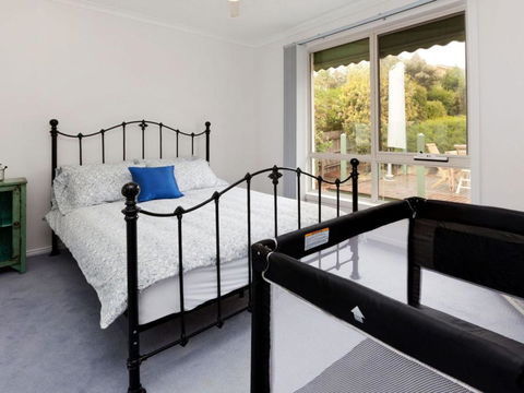 DROMANA BAY VIEWS DROMANA - Accommodation Sunshine Coast 4