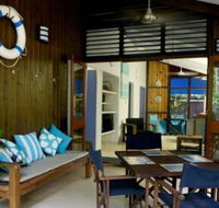 Driftwood - Accommodation Sunshine Coast