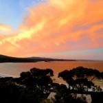 DOLPHIN LOOKOUT COTTAGE Amazing Views Of The Bay Of Fires - Accommodation Sunshine Coast 0