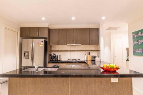 The Quay - Accommodation Sunshine Coast 2