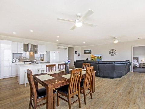 Southern Horizon - Accommodation Sunshine Coast 1