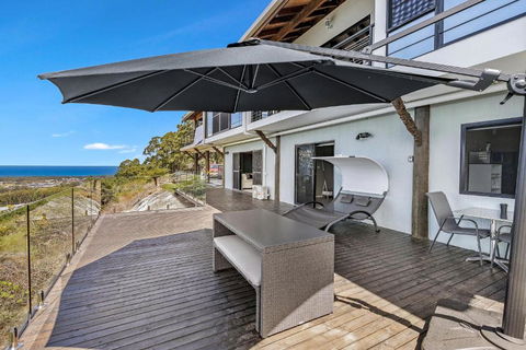 Eagles Loft - Accommodation Sunshine Coast 3