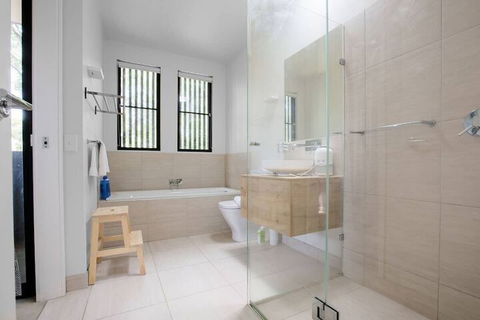 Designer Taste 2BR Townhouse@hawthorn - Accommodation Sunshine Coast 7