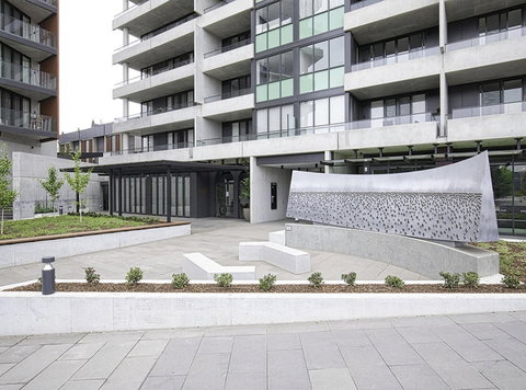 CANBERRA CHIC Hosted By LAbode - Accommodation Sunshine Coast 0