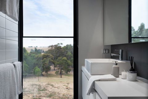 Ridge House - Accommodation Sunshine Coast 5