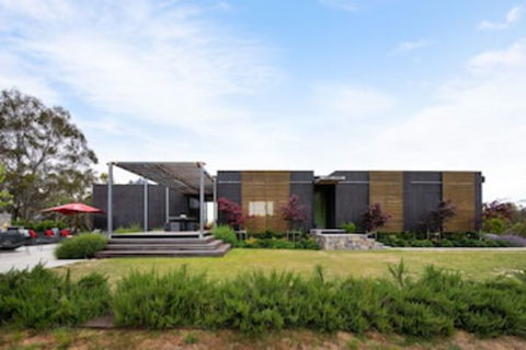 Ridge House - Accommodation Sunshine Coast 0