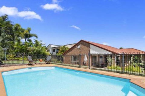 BB233 Banksia Beach Family Home 4 Bedrooms - Accommodation Sunshine Coast 0