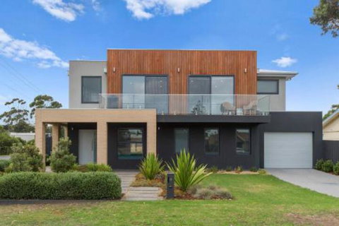 Capel Sound Beachside Luxury - Accommodation Sunshine Coast 2