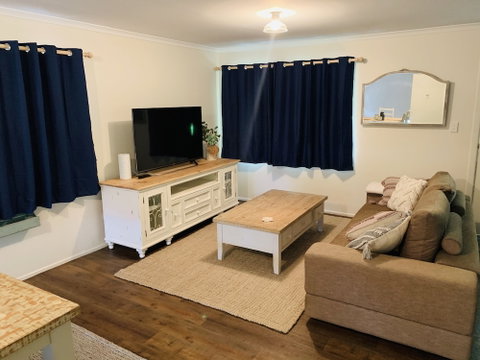 Silent Hope Cottage - Accommodation Sunshine Coast 4