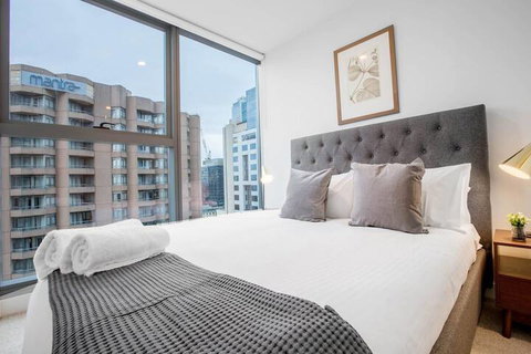 City Living At Best Location In Melbourne - Accommodation Sunshine Coast 4