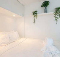 Bright 1 Bedroom Studio With Amazing City Views - Accommodation Sunshine Coast