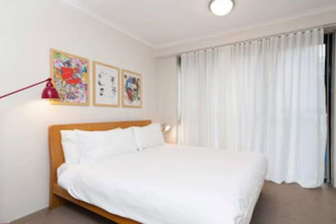 Amazing Studio With Pool In Central Sydney - Accommodation Sunshine Coast 0