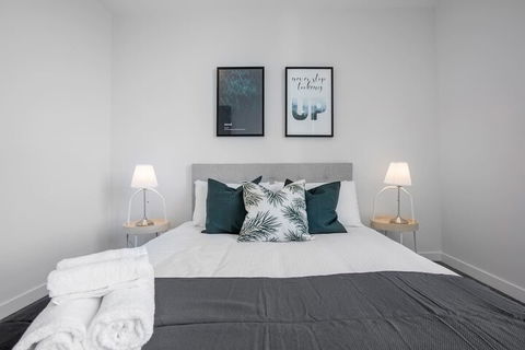 Elegant Apartment At Parkville - Accommodation Sunshine Coast 4