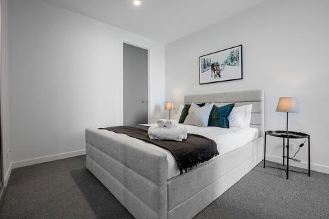 Elegant Apartment At Parkville - Accommodation Sunshine Coast 5