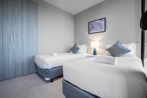 Sweet Apartment At Centro Melbourne - Accommodation Sunshine Coast 3
