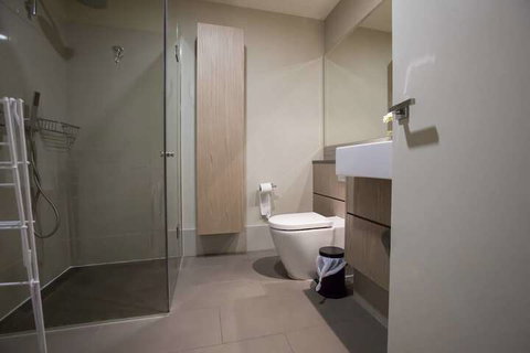 Sweet Apartment At Centro Melbourne - Accommodation Sunshine Coast 2