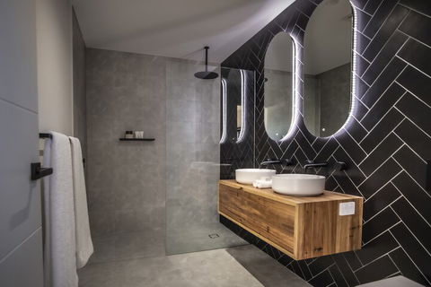 Pavilions At Lenswood - Accommodation Sunshine Coast 7