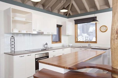 Eagles Nest - Accommodation Sunshine Coast 2
