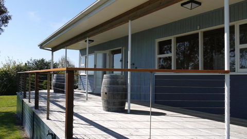 The Love Shack Bridport - Accommodation Sunshine Coast 3