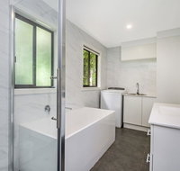 East Tempy - Accommodation Sunshine Coast