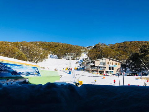 East 302 St. Falls - Accommodation Sunshine Coast 4