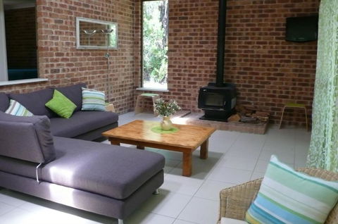 SPLASH - Accommodation Sunshine Coast 1