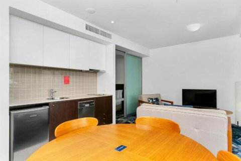 Harbour Lights Apartments - Accommodation Sunshine Coast 1