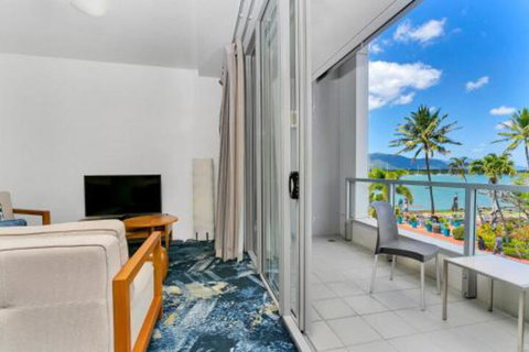 Harbour Lights Apartments - Accommodation Sunshine Coast 6