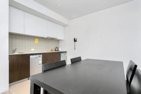Harbour Lights Apartments - Accommodation Sunshine Coast 5