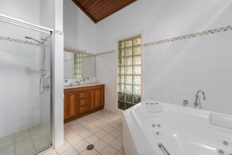 Diggers Beach Surf House - Accommodation Sunshine Coast 3