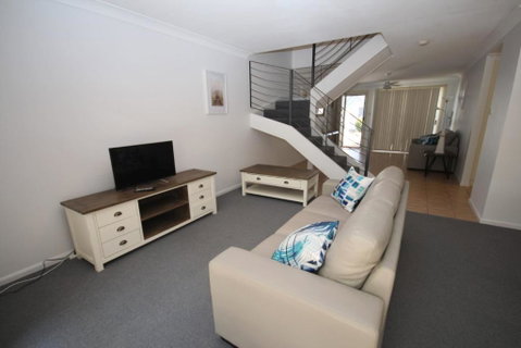 Waters Edge - Accommodation Sunshine Coast 6