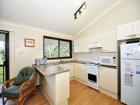 Pet Friendly On Pelican Close To Myall River - Accommodation Sunshine Coast 2