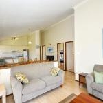 Pet Friendly On Pelican Close To Myall River - Accommodation Sunshine Coast 0