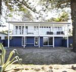 Happy Tides Beachfront Holiday Home - Accommodation Sunshine Coast