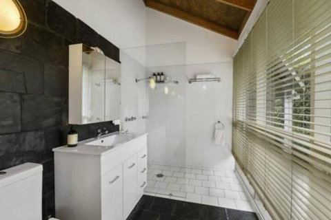 Jetty Hideaway - Accommodation Sunshine Coast 1