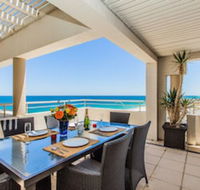 Gold Sands Beach Apartment - Accommodation Sunshine Coast