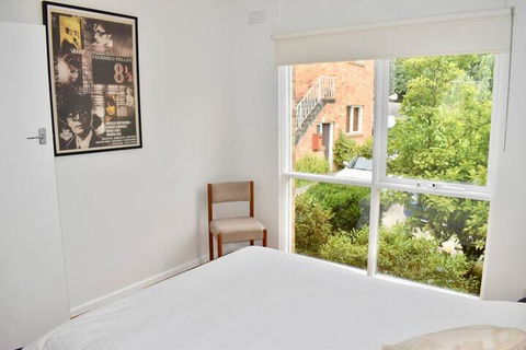 Charming 1BD Apartment In Leafy Green Hawthorn! - Accommodation Sunshine Coast 7