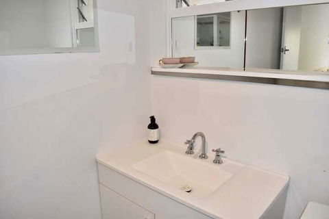 Charming 1BD Apartment In Leafy Green Hawthorn! - Accommodation Sunshine Coast 5