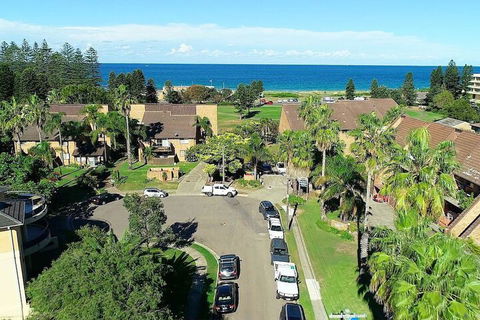 Reef Resort Apartments - Accommodation Sunshine Coast 1