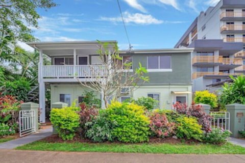 Easy Going Holiday Unit On McKenzie MK4 - Accommodation Sunshine Coast 0