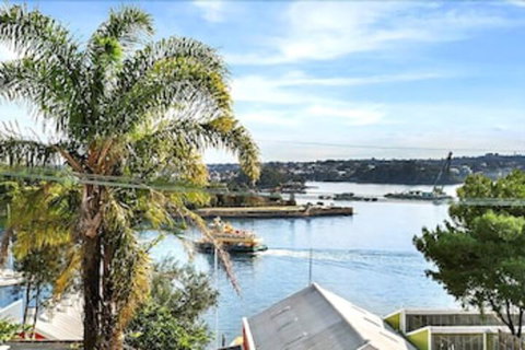 The Apartment Service CLIFT - Accommodation Sunshine Coast 4