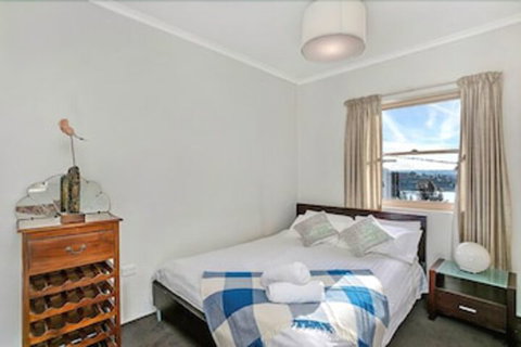 The Apartment Service CLIFT - Accommodation Sunshine Coast 5