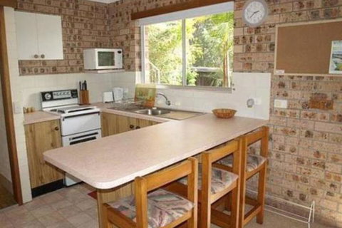 ANCHORAGE 1 - Accommodation Sunshine Coast 1