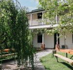 The Robin Hood Inn - Accommodation Sunshine Coast