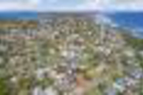 The Island Manor Family Seaside Stay With Views - Accommodation Sunshine Coast 4