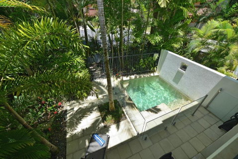 Villa Frangipani - Accommodation Sunshine Coast 2