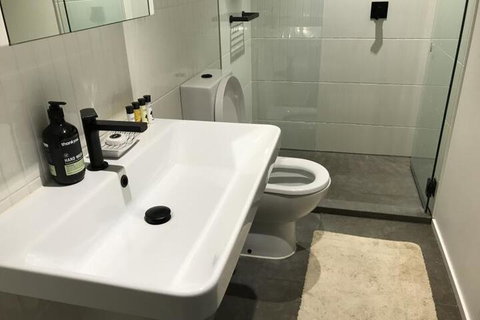 Upper House Suites - Accommodation Sunshine Coast 5