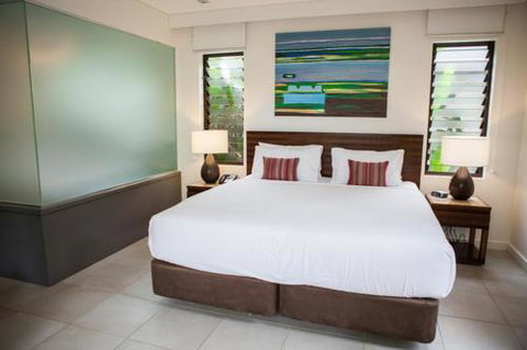 Sea Temple 161 - Luxury Studio - Accommodation Sunshine Coast 3